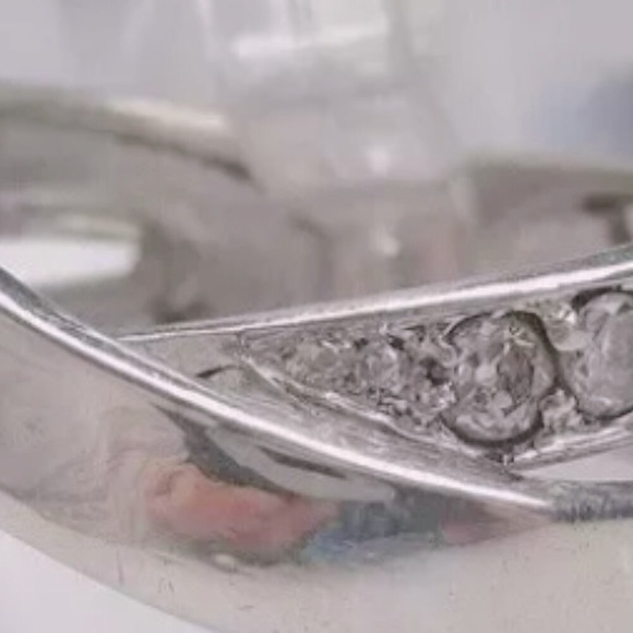 ✨ Vintage .925 Sterling Silver Double Eternity Band and Clear Pave Crystal Ring - Picture 15 of 15